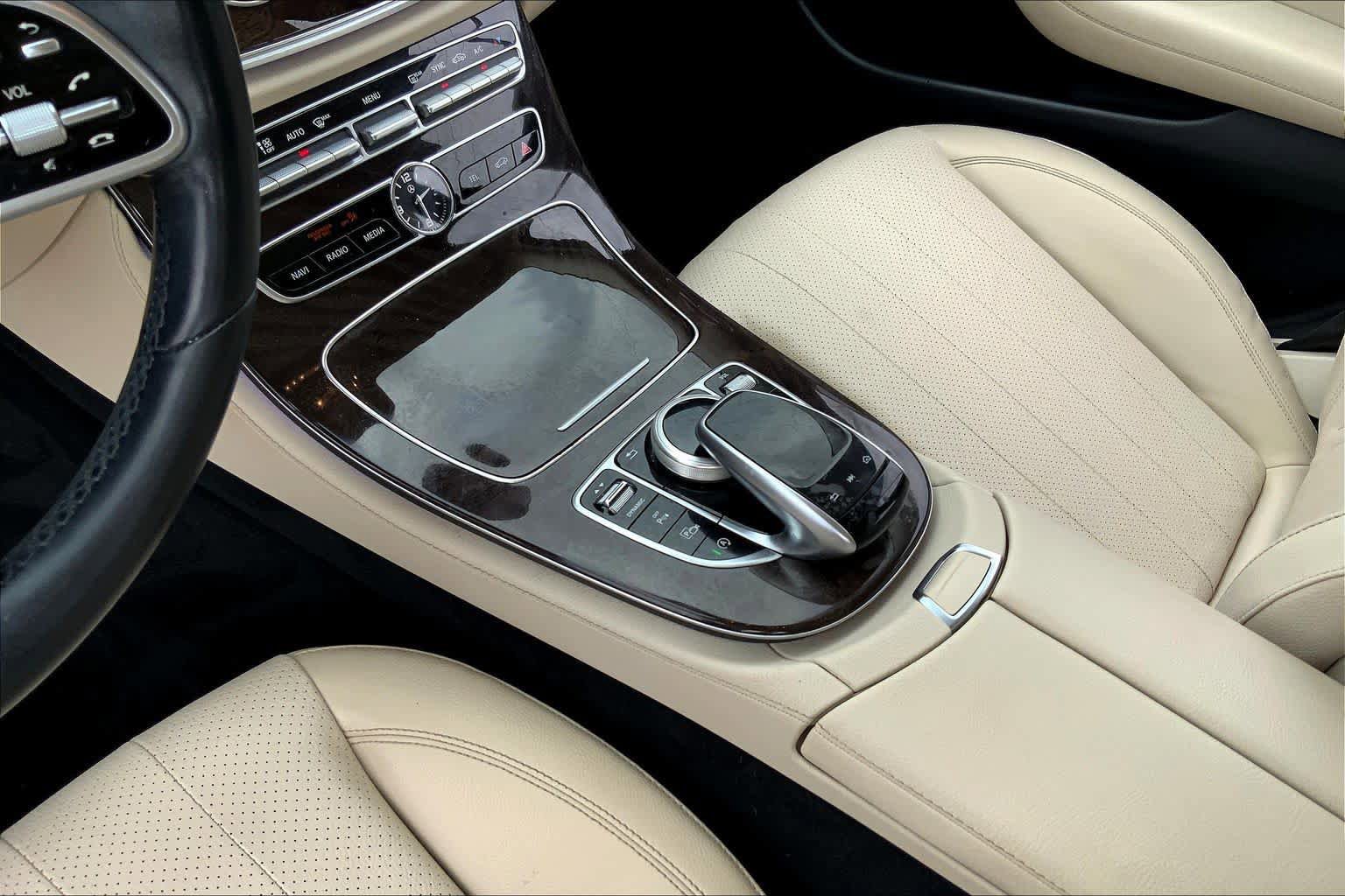 Used 2019 Mercedes-Benz E 300 image 17