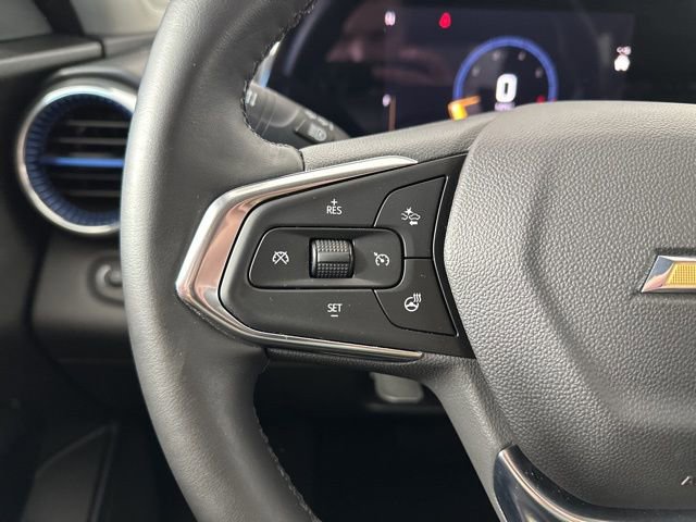 Used 2024 Chevrolet Trax LT w/ LT Convenience Package image 15