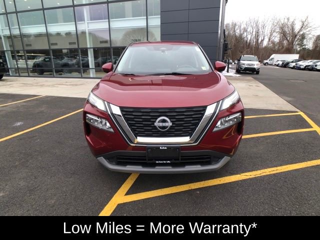 Used 2023 Nissan Rogue SV image 9