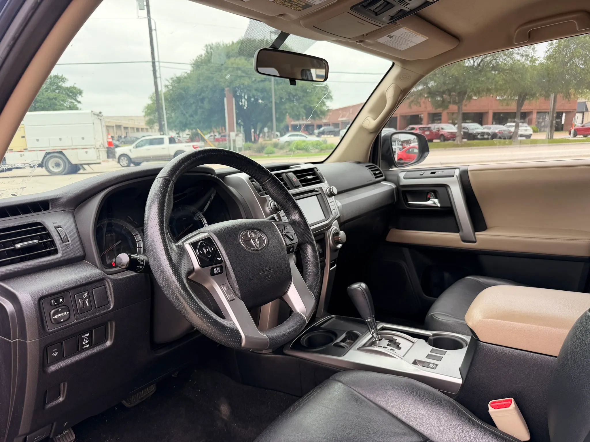 Used 2018 Toyota 4Runner SR5 RWD image 9