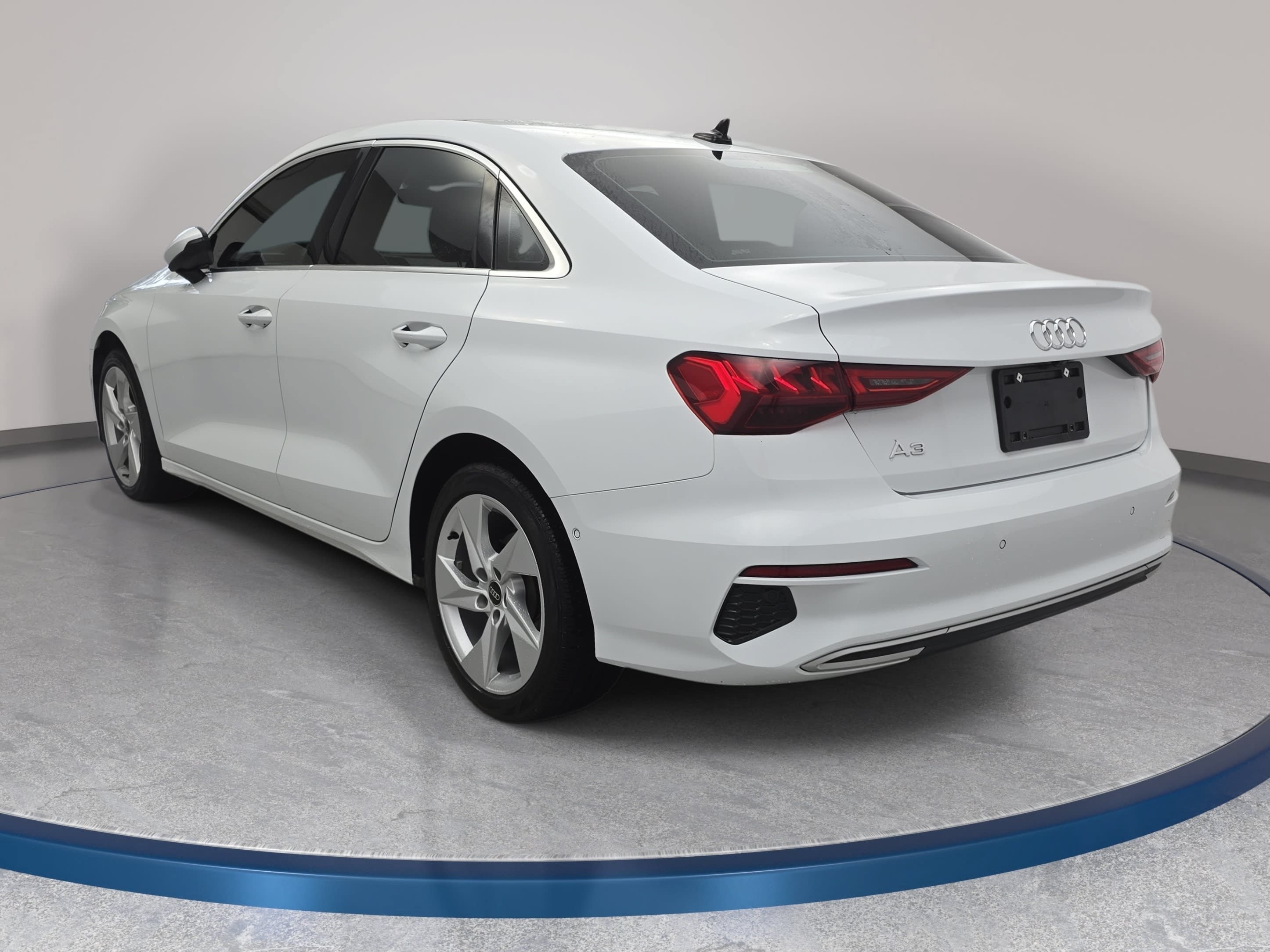 Used 2023 Audi A3 2.0T Premium FWD image 7