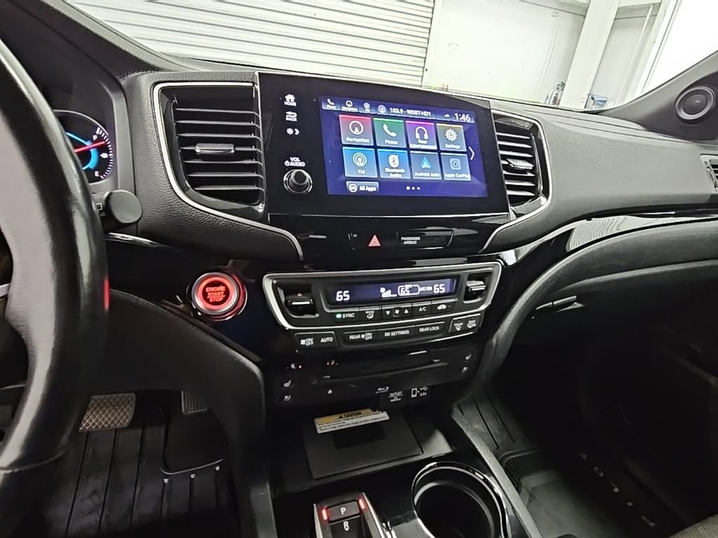 Used 2021 Honda Pilot Black Edition image 13