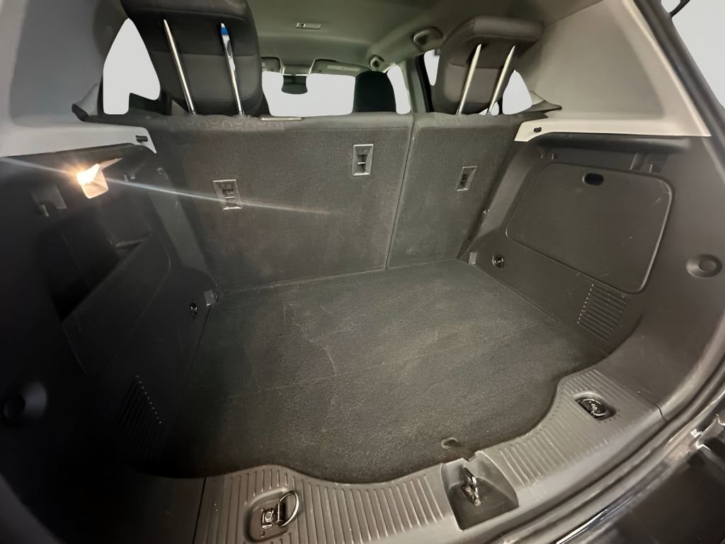 Certified 2022 Chevrolet Trax LS w/ Tint and Cruise Package image 13