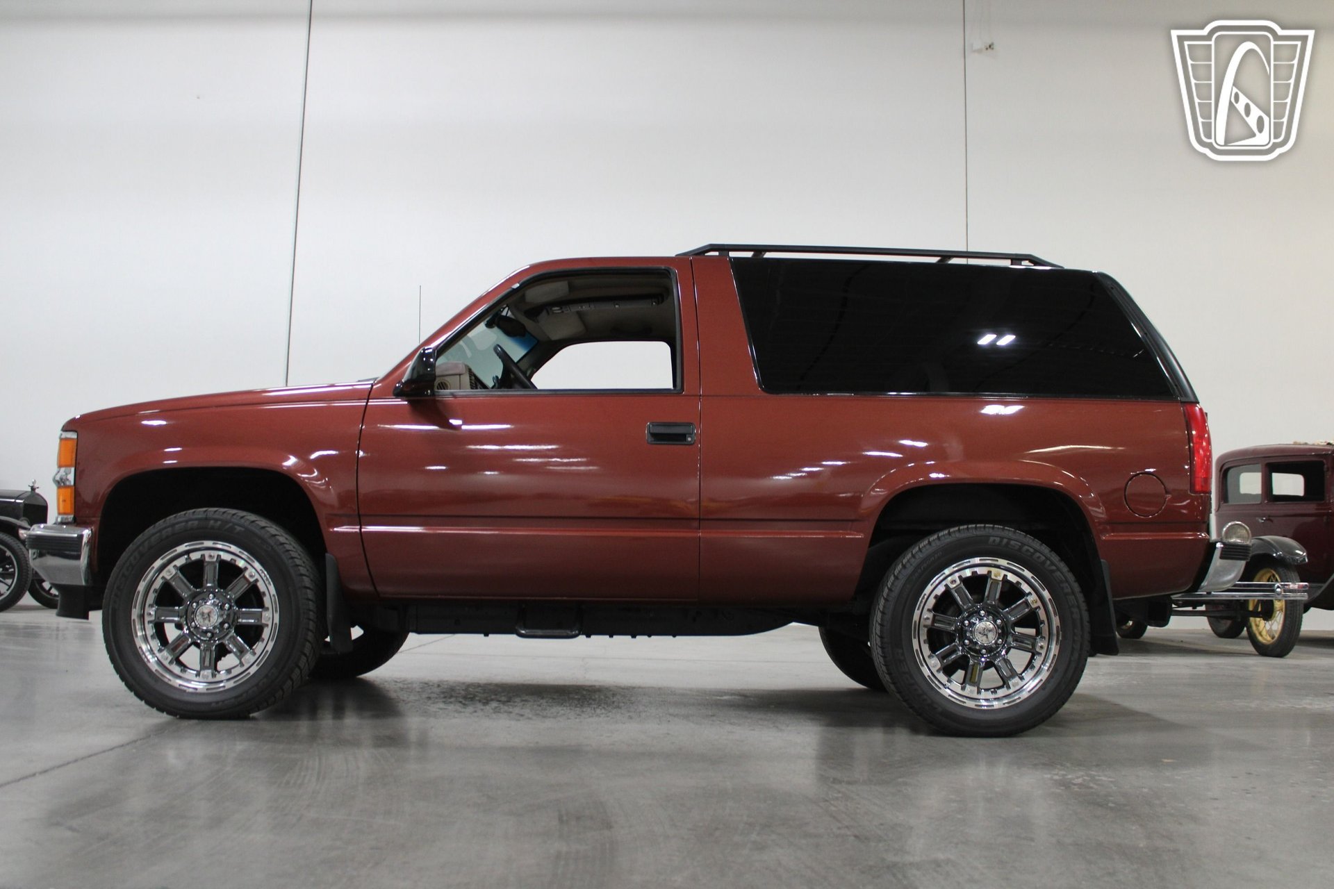 Used 1998 Chevrolet Tahoe 4WD 2-Door w/ Preferred Equipment Group 2 image 25