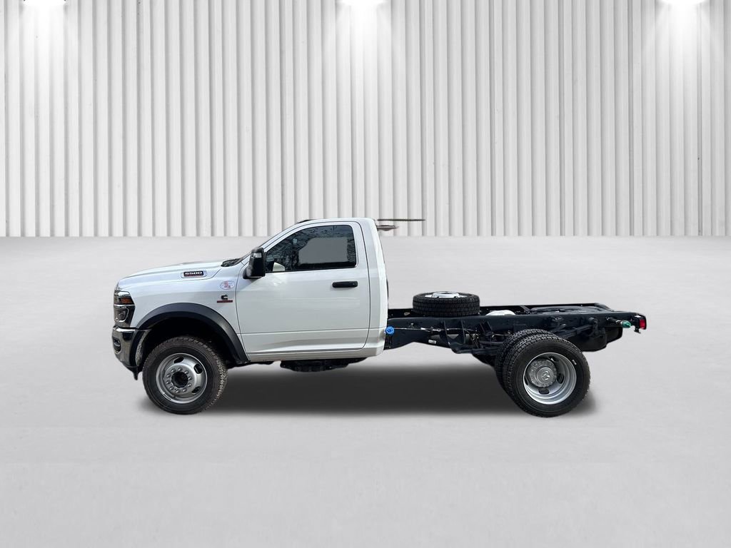 New 2026 RAM 5500 Tradesman w/ Chrome Appearance Group image 8