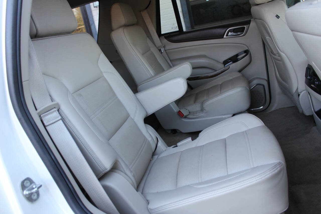 Used 2015 GMC Yukon Denali w/ Touring Package AWD/4WD image 18