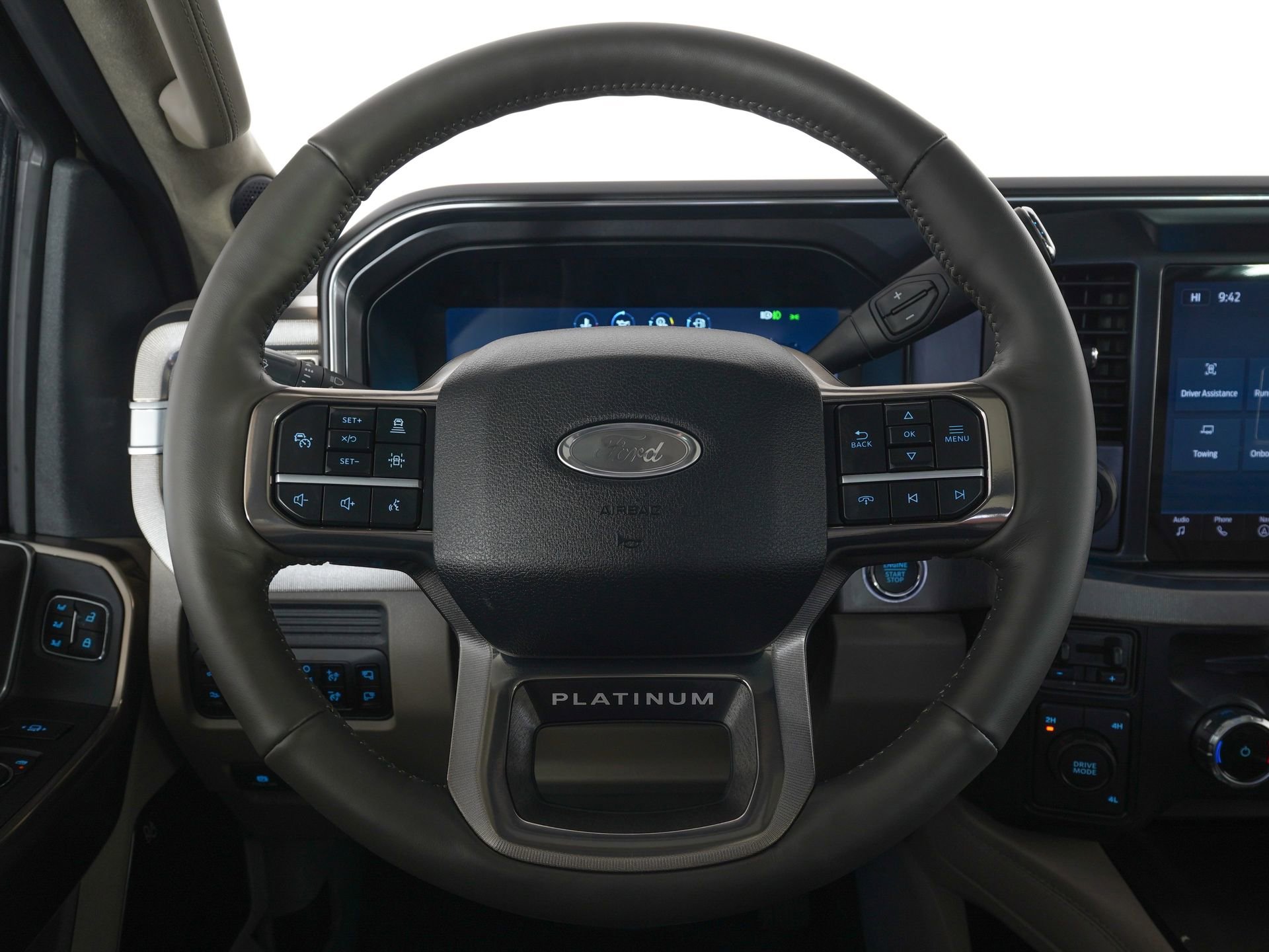 Used 2026 Ford F450 Platinum w/ Platinum Plus Package AWD/4WD image 16