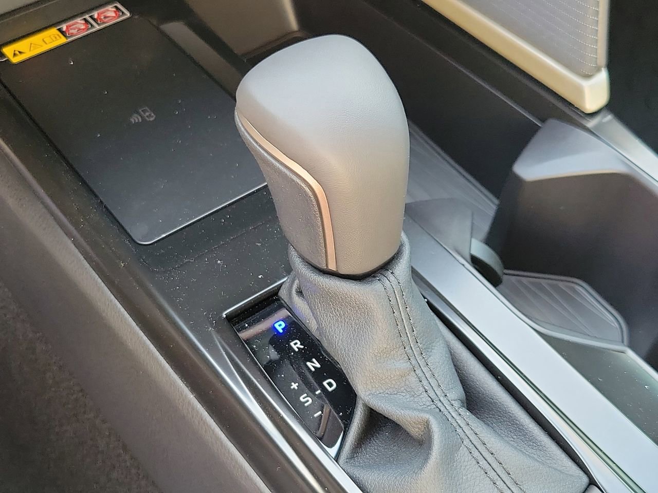 New 2026 Toyota Camry SE FWD image 27