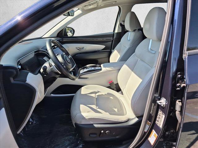 Used 2023 Hyundai Tucson Limited AWD/4WD image 16