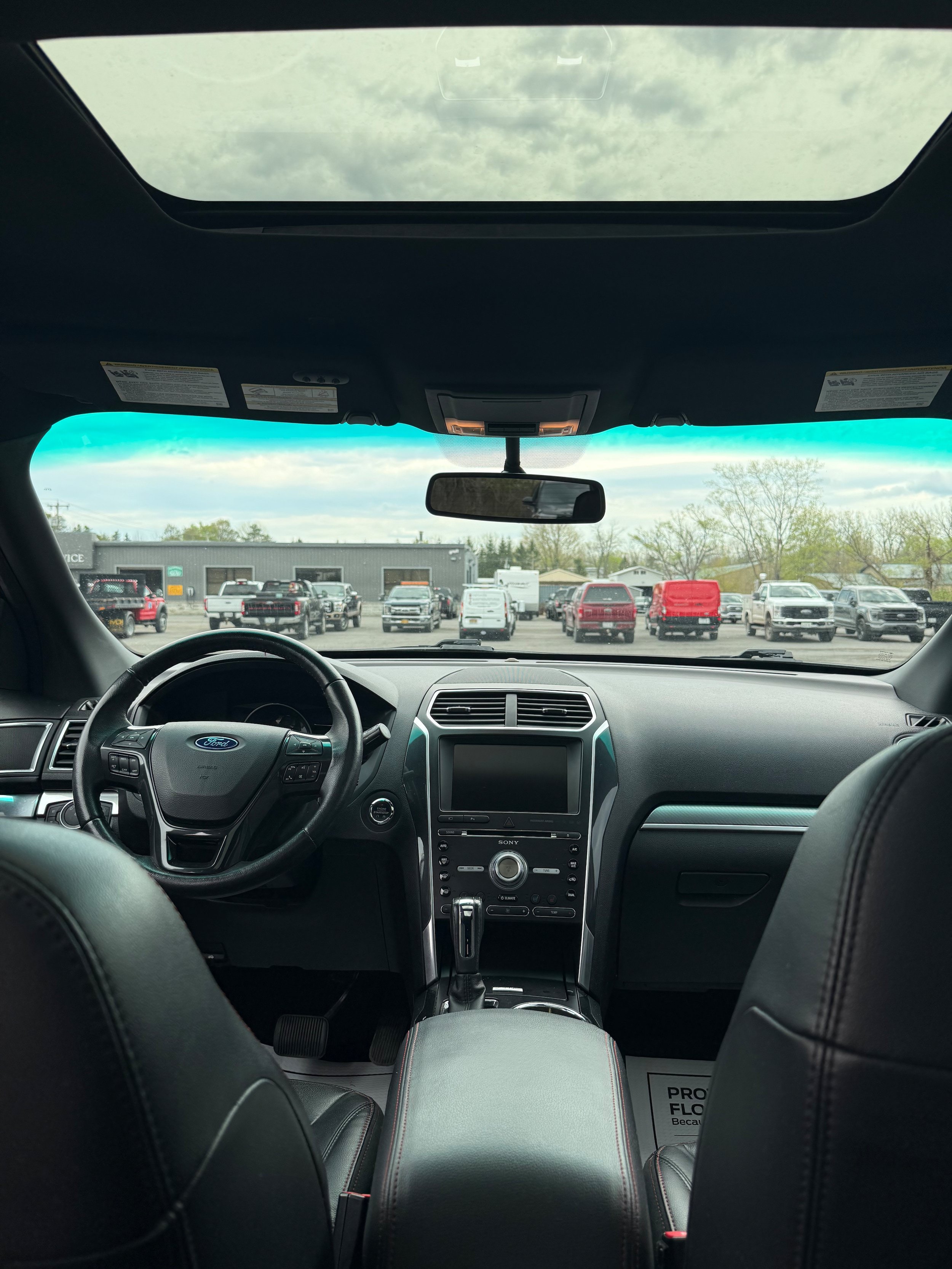 Used 2016 Ford Explorer Sport w/ Equipment Group 401A AWD/4WD image 13