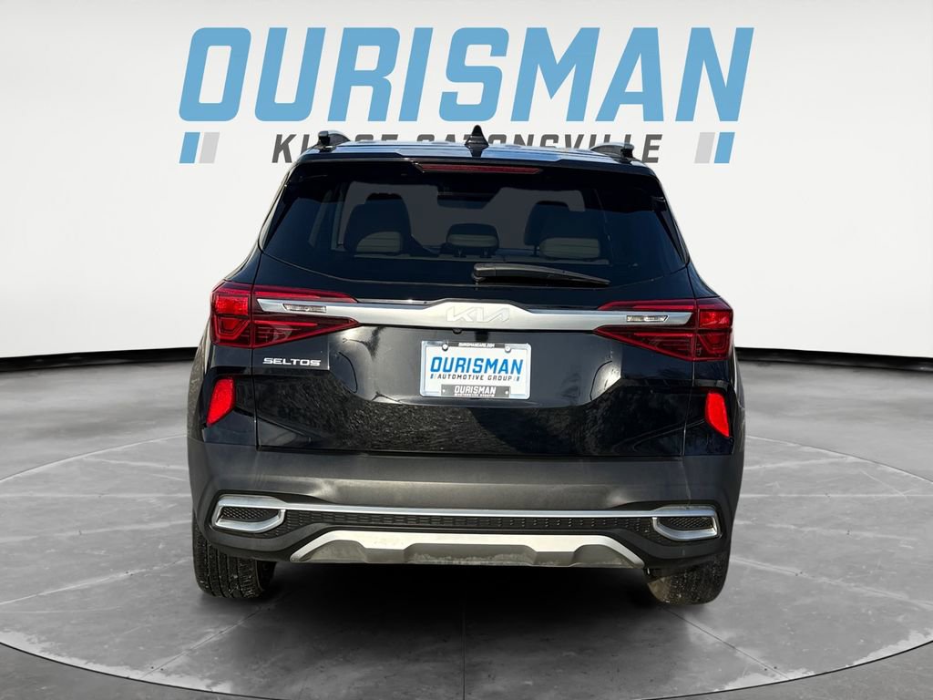 Used 2022 Kia Seltos EX image 5