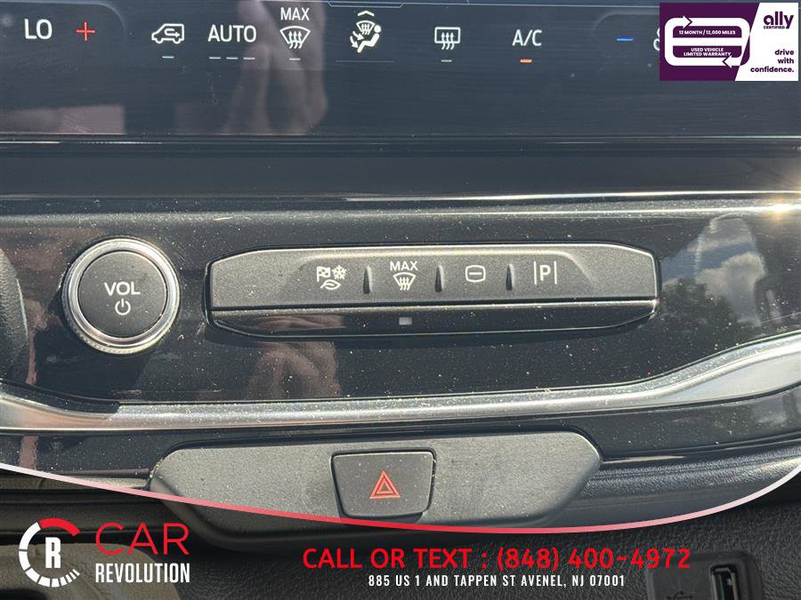Used 2023 Ford Transit 350 XLT RWD image 29