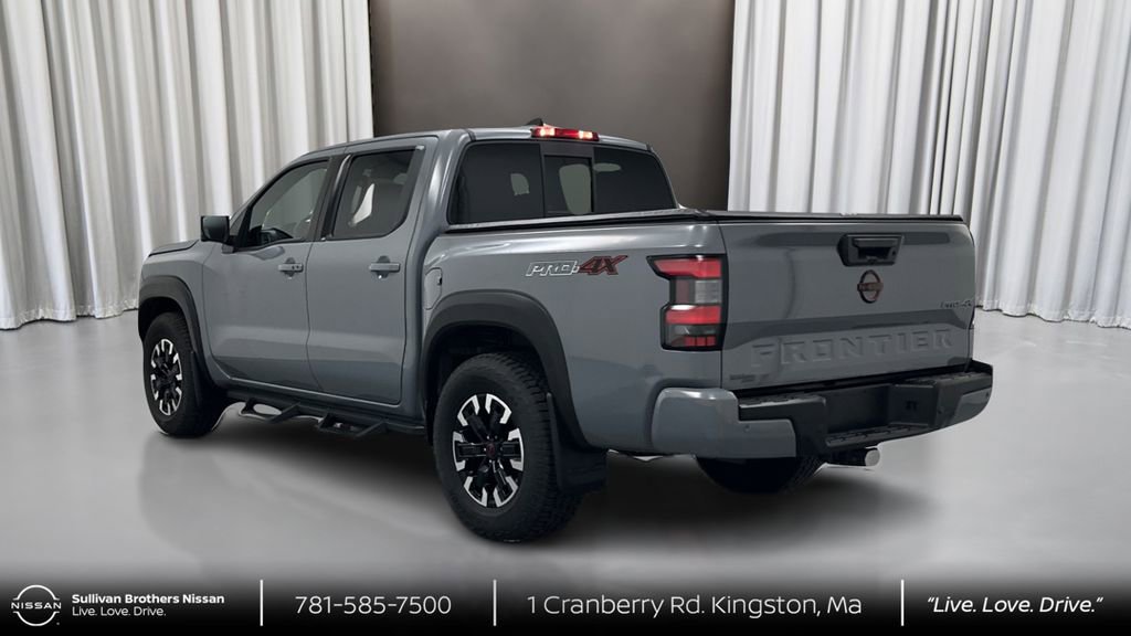Used 2022 Nissan Frontier PRO-4X image 7