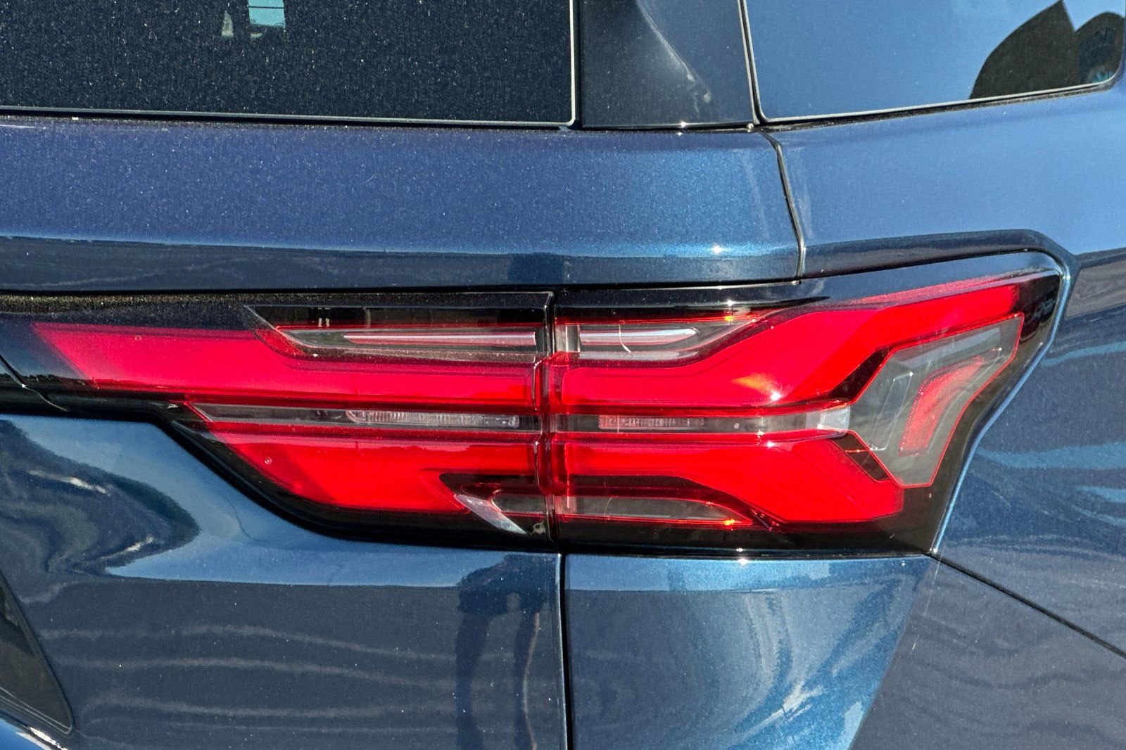 Certified 2023 Chevrolet Traverse LT image 52