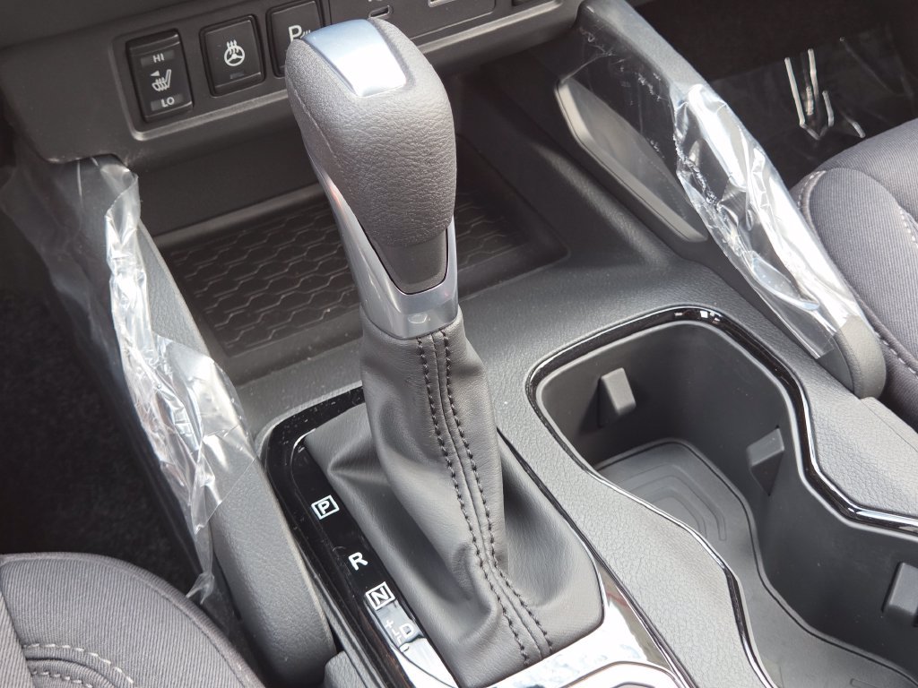 New 2026 Nissan Frontier SV w/ All-Weather Content Package AWD/4WD image 26