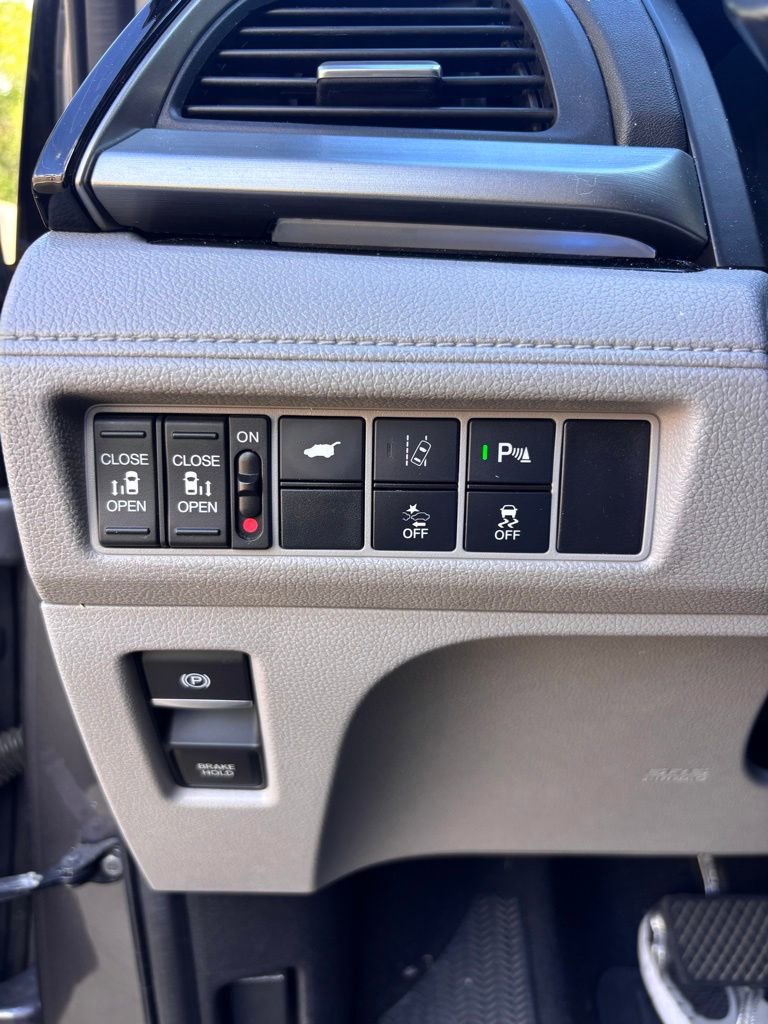 Used 2020 Honda Odyssey Elite image 28