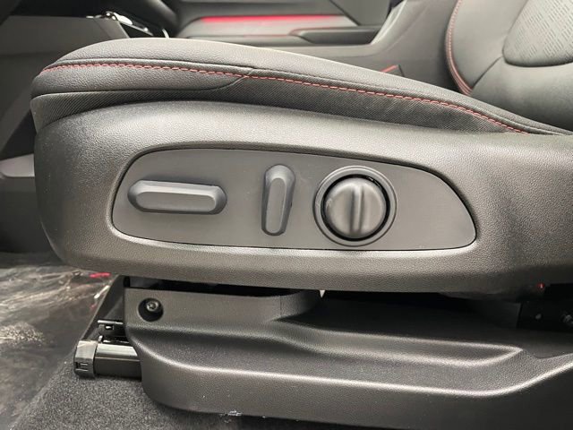 New 2027 Chevrolet Bolt RS w/ Technology Package FWD image 11