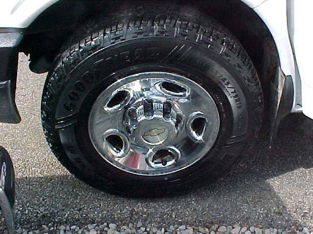 Used 2013 Chevrolet Express 3500 w/ Express Access Plus Package RWD image 19