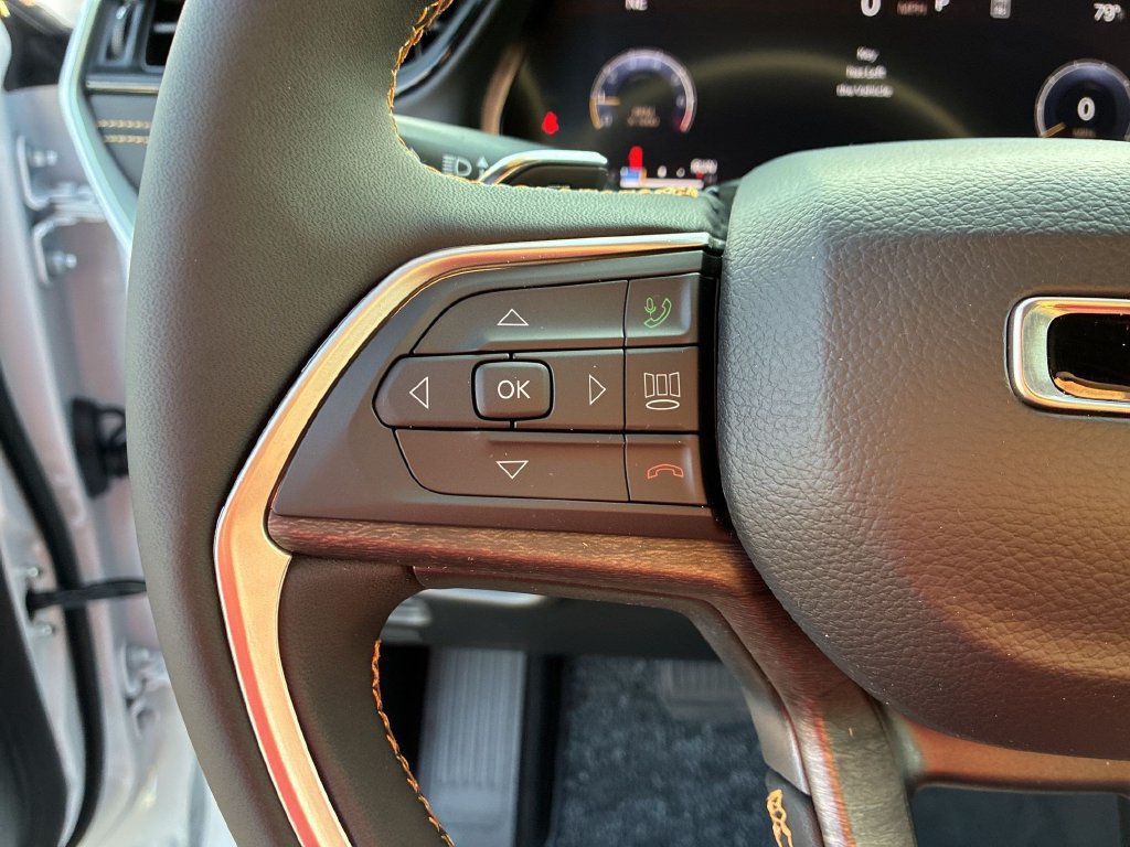 New 2026 Jeep Grand Cherokee Limited AWD/4WD image 17