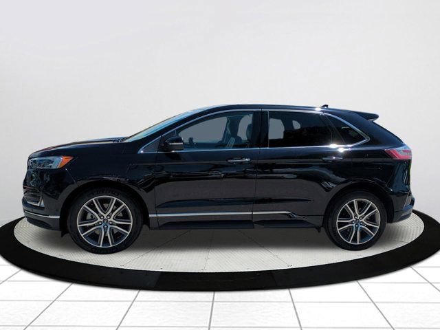 Used 2019 Ford Edge Titanium w/ Equipment Group 301A AWD/4WD image 6