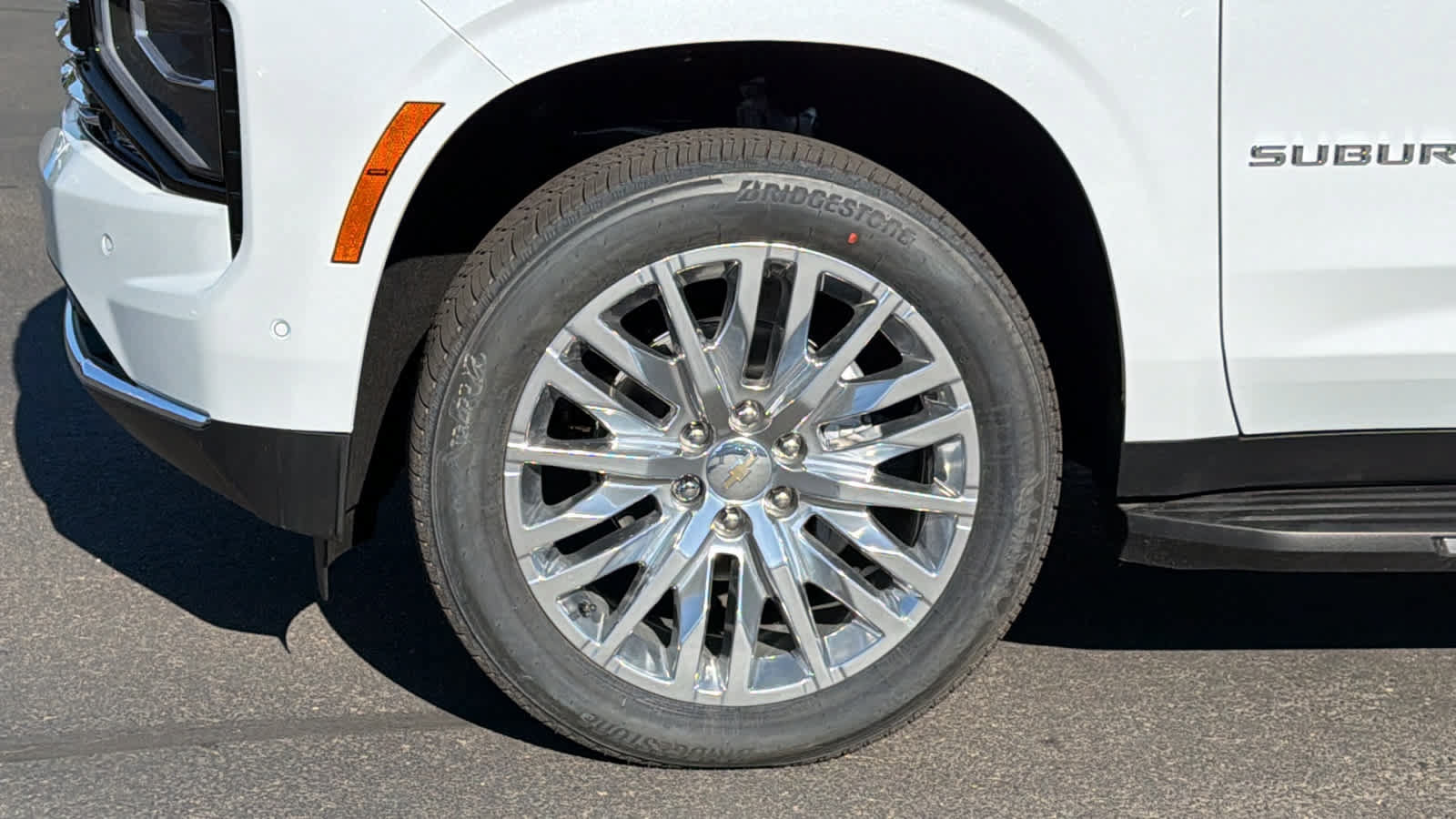 New 2026 Chevrolet Suburban Premier w/ Sun And Tow Package AWD/4WD image 9