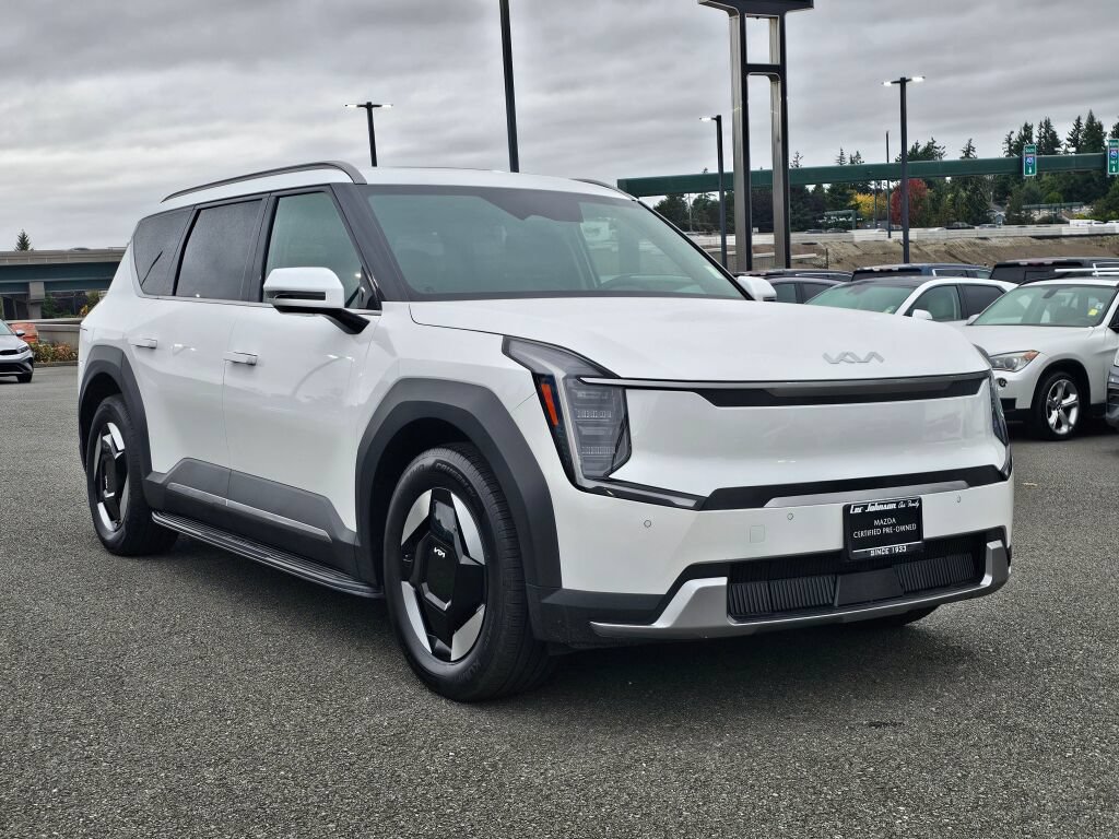 Certified 2024 Kia EV9 Wind AWD/4WD image 3