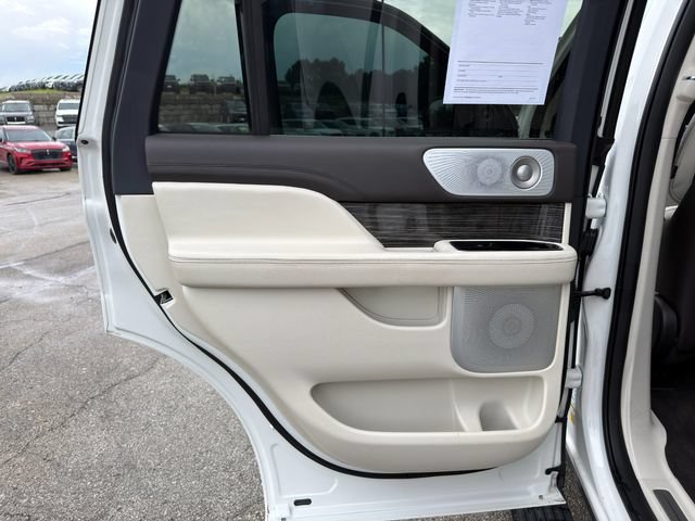Used 2023 Lincoln Navigator Black Label AWD/4WD image 22