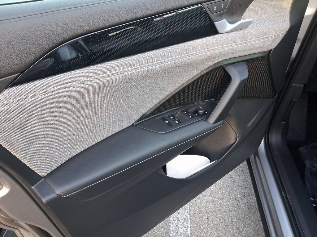 Certified 2026 Volkswagen Tiguan S FWD image 12