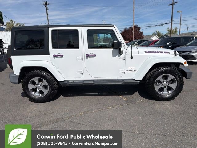 Used 2016 Jeep Wrangler Unlimited Sahara w/ Connectivity Group image 4