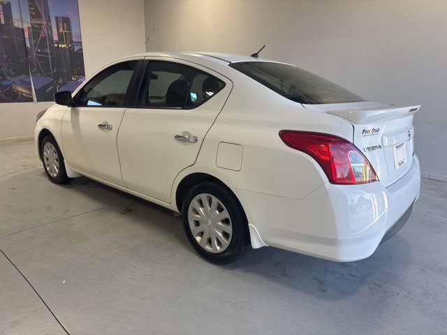 Used 2016 Nissan Versa SV image 8