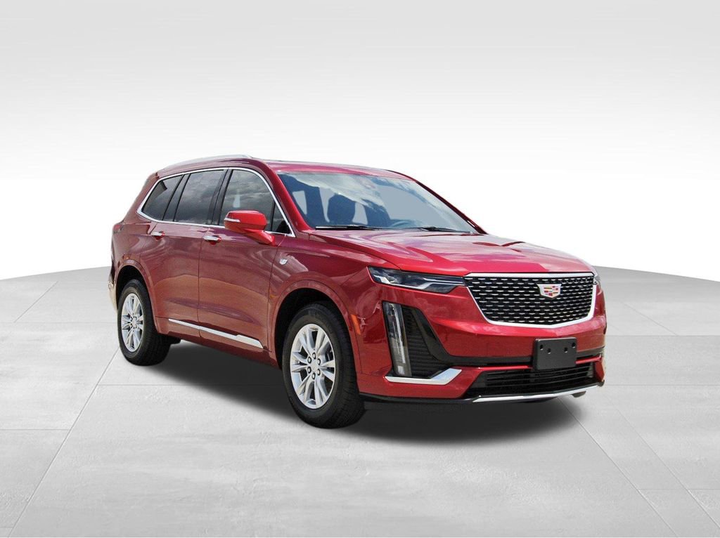 New 2025 Cadillac XT6 Luxury