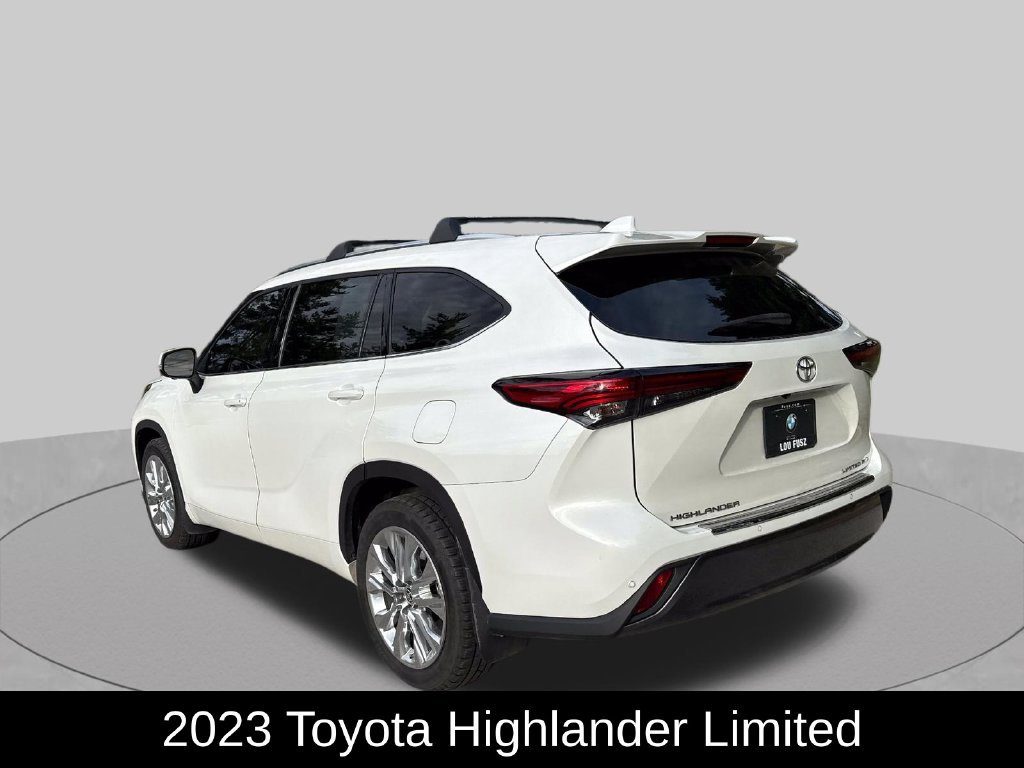 Used 2023 Toyota Highlander Limited AWD/4WD image 3