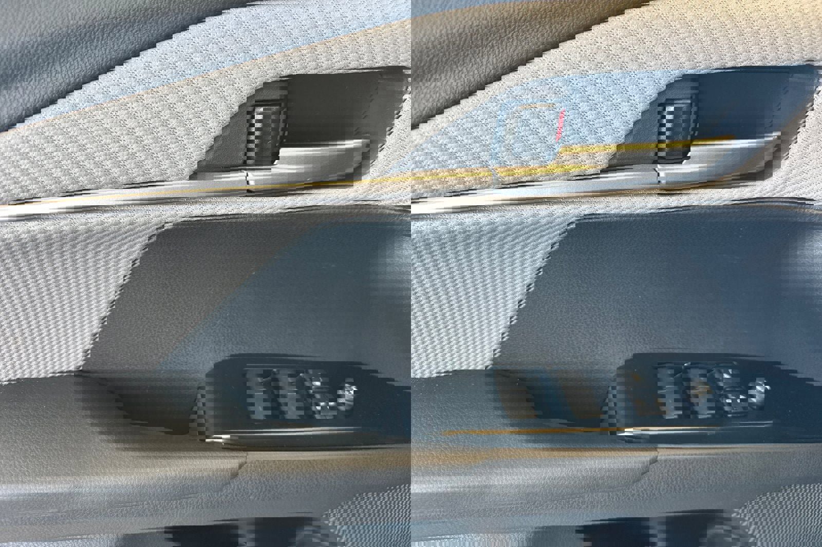 New 2026 Toyota Camry SE image 12