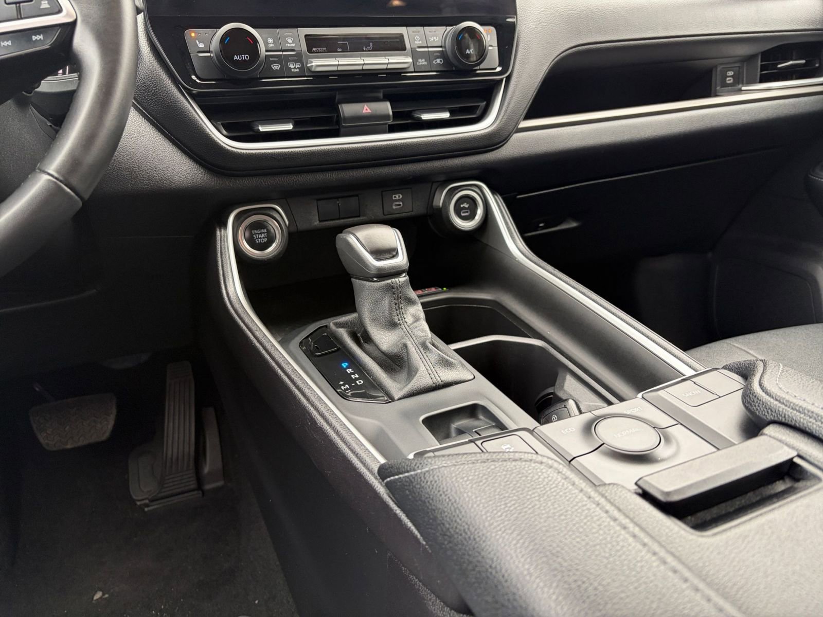 Used 2025 Toyota Grand Highlander FWD image 43