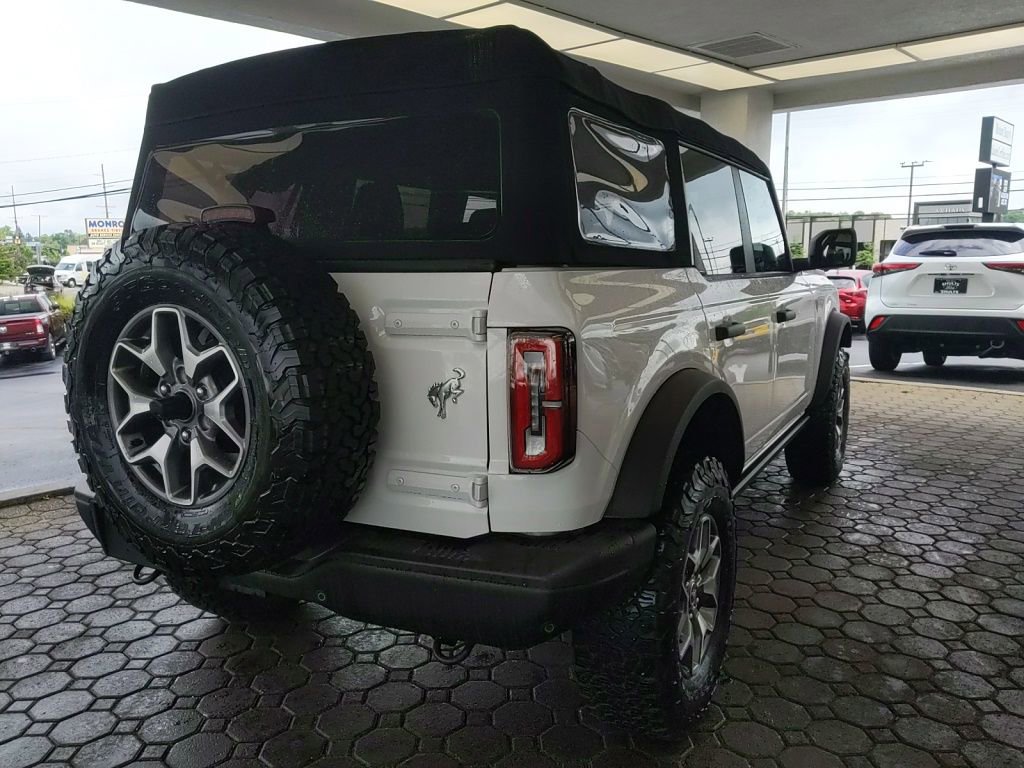 Used 2025 Ford Bronco Badlands AWD/4WD image 6