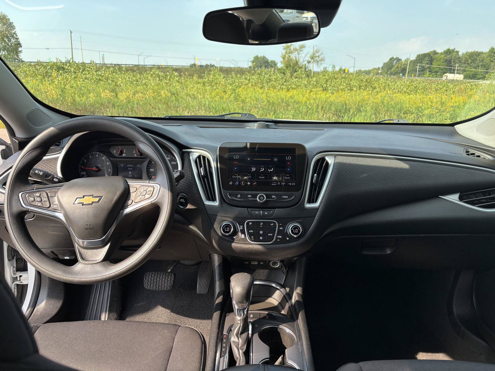 Used 2024 Chevrolet Malibu LT FWD image 16