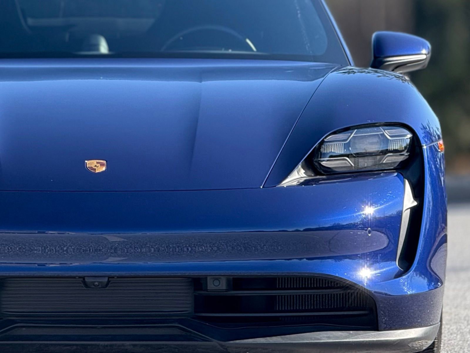 Used 2020 Porsche Taycan 4S image 14