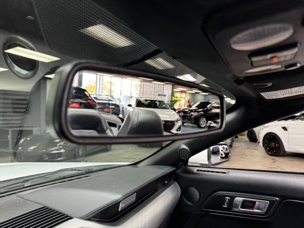 Used 2019 Ford Mustang Premium RWD image 28