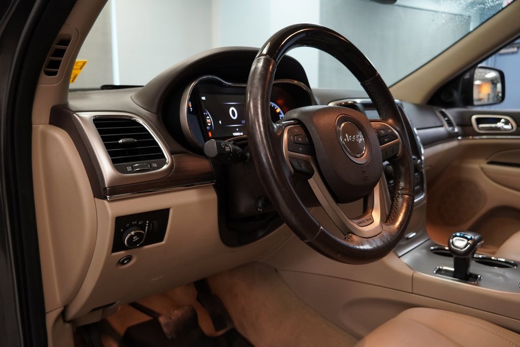 Used 2013 Dodge Grand Caravan SE image 7