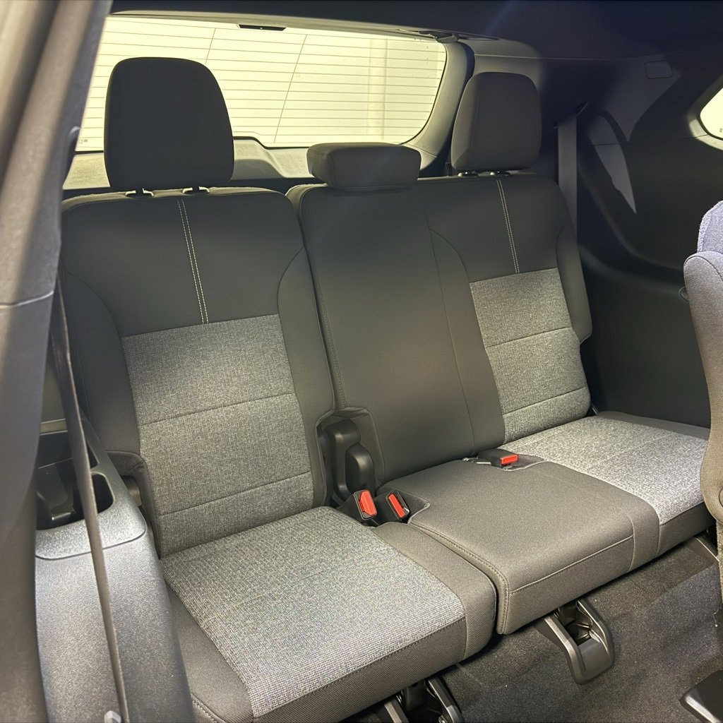 New 2026 GMC Acadia Elevation w/ LPO, Floor Liner Package image 19