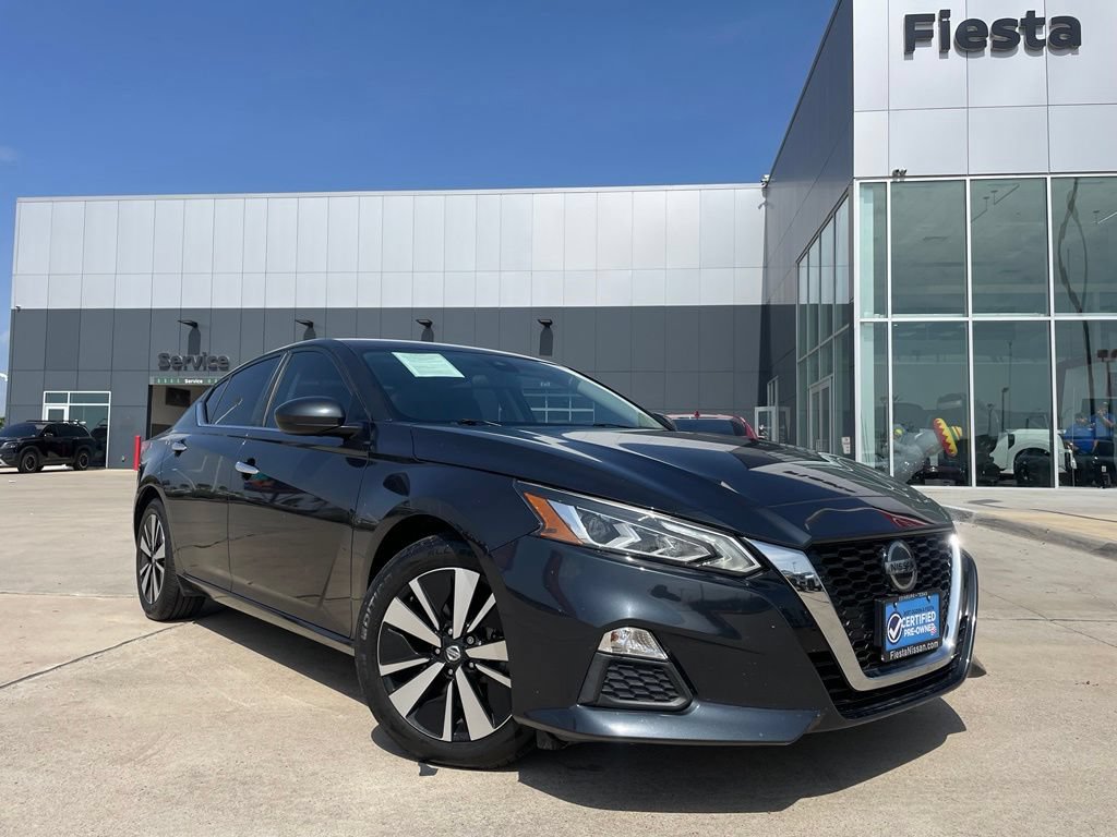 Certified 2022 Nissan Altima 2.5 SV FWD image 1