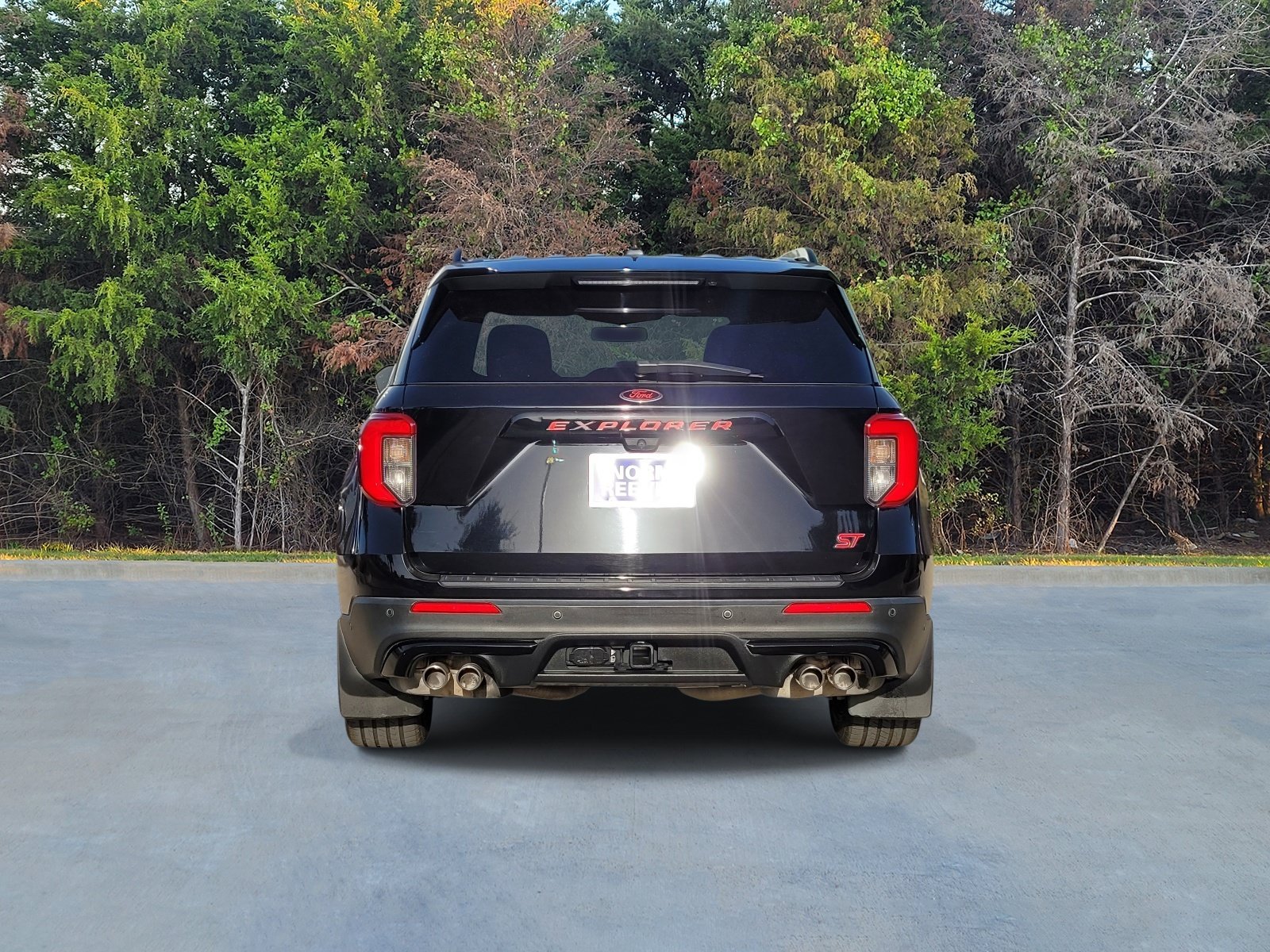 Used 2020 Ford Explorer ST w/ ST Street Pack AWD/4WD image 18