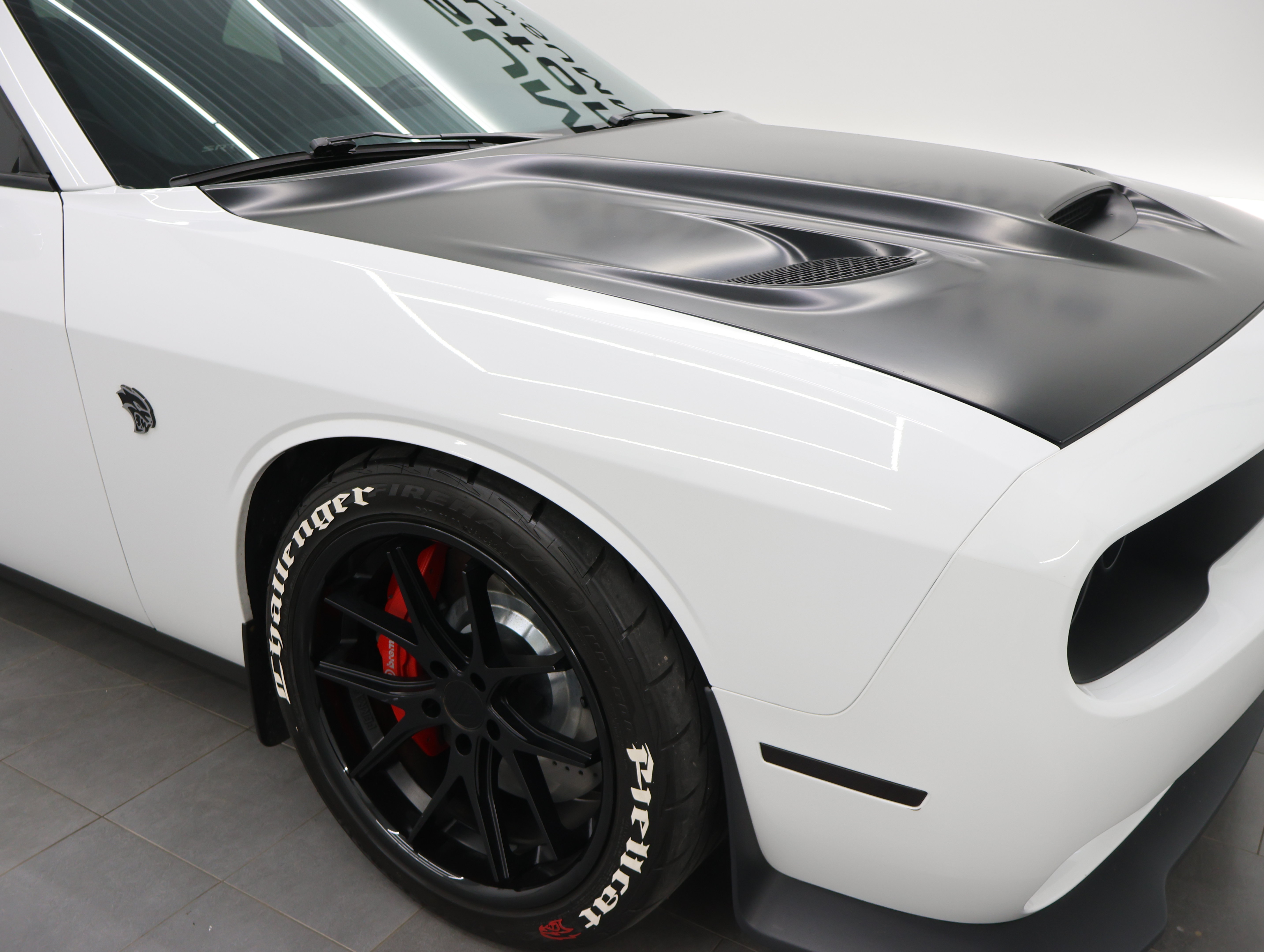 Used 2017 Dodge Challenger SRT Hellcat RWD image 24