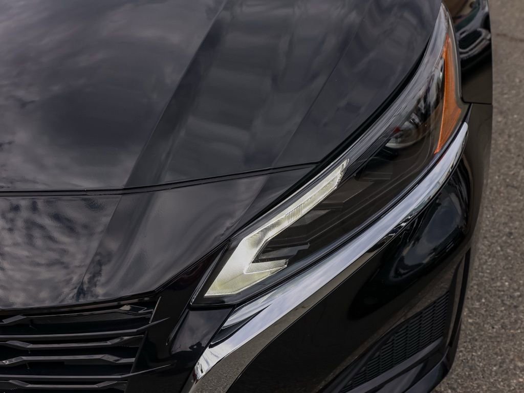 Used 2025 Nissan Altima 2.5 S image 10