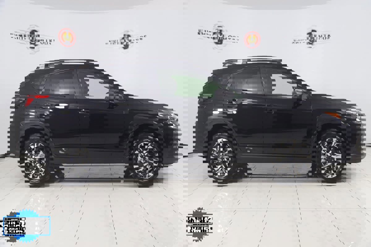 Used 2025 Subaru Crosstrek 2.0i Premium image 2