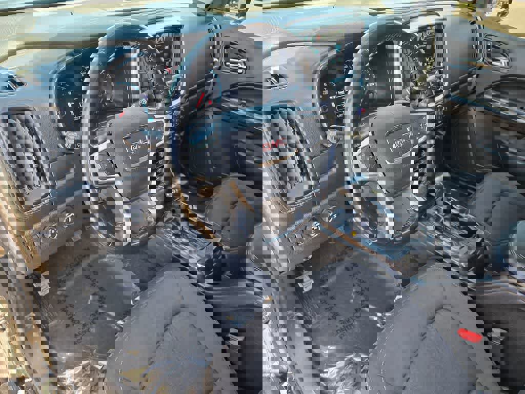 Used 2018 GMC Canyon SLE w/ SLE Convenience Package image 10