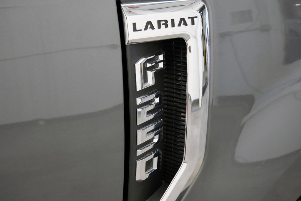 Used 2022 Ford F250 Lariat w/ Lariat Ultimate Package AWD/4WD image 9