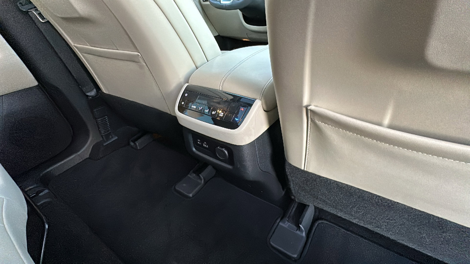 Certified 2022 INFINITI QX60 Luxe w/ Cargo Package image 26