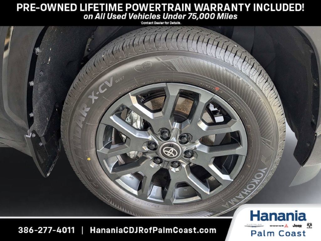Used 2026 Toyota Sequoia Platinum AWD/4WD image 10