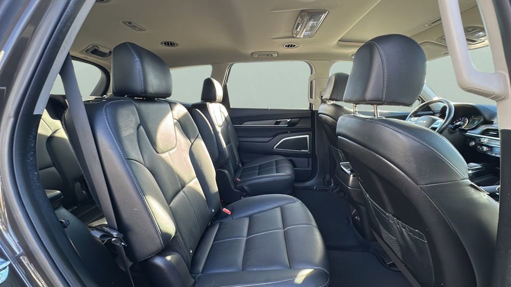 Used 2022 Kia Telluride EX w/ EX Premium Package image 27